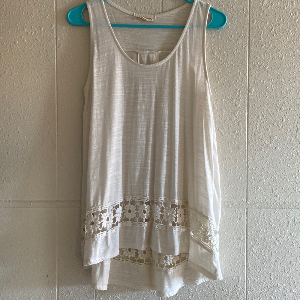 Painted Threads Hi-low tank top